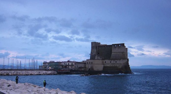 Castel dell'ovo| ilmondodisuk.com